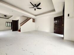 Kew Vale (D16), Terrace #585653021